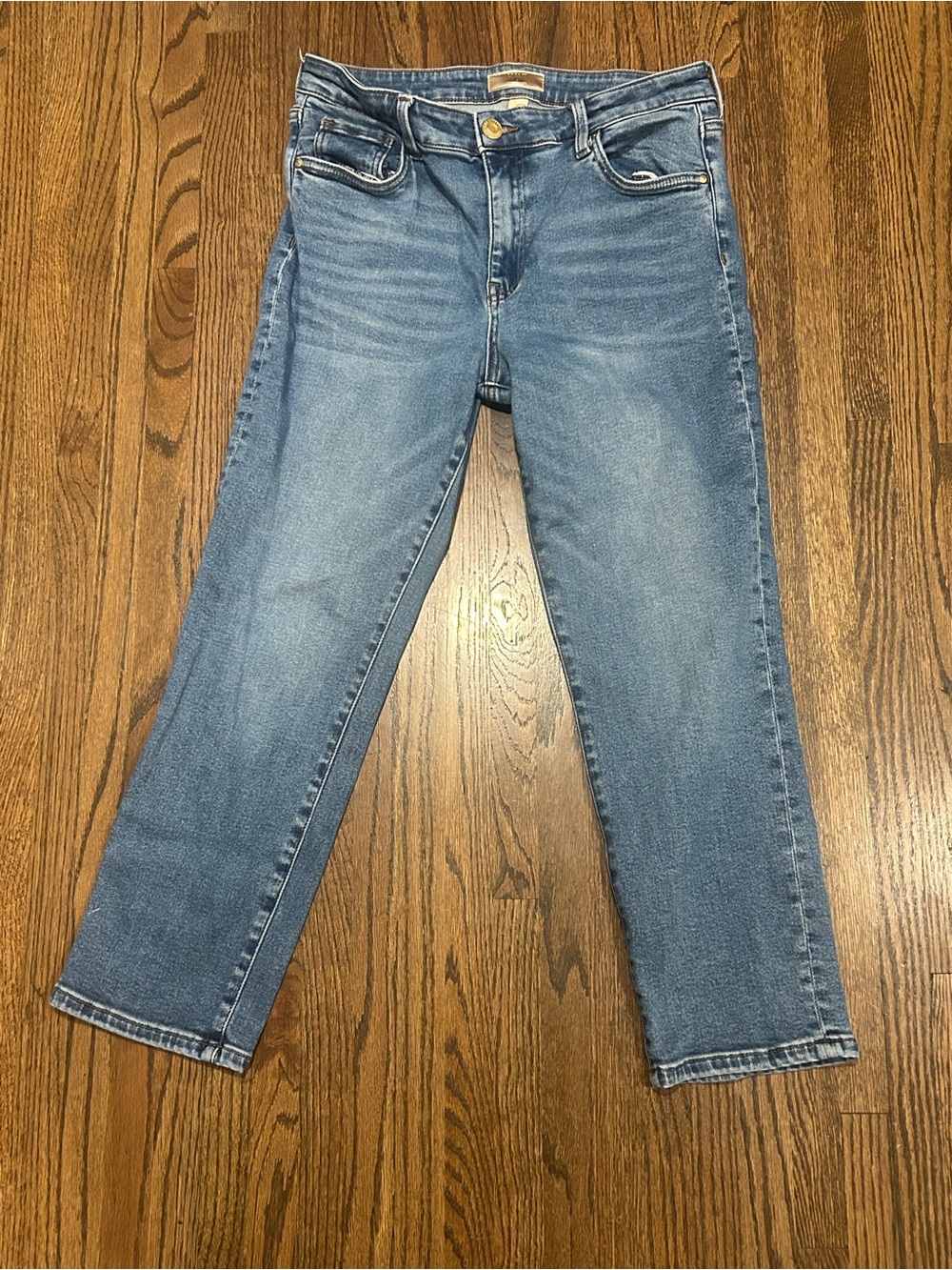 KUT from the Kloth Catherine Crop Straight Leg Jeans Size 10 Medium Wash